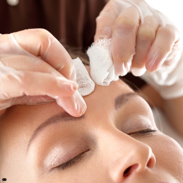 Tiefenreinigung der Haut